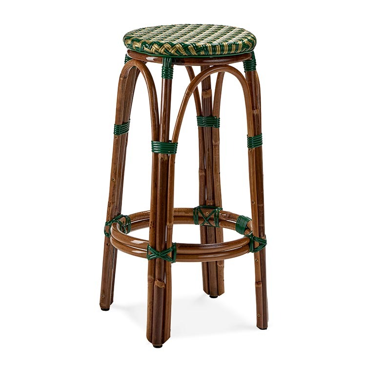 52609 - VERONE Tabouret de bar en rotin vert et ocre Verone avec repose-pied, idéal pour cafés, bars et restaurants.