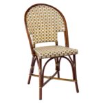 Chaise bistrot Ginevra pour hôtels, cafés et restaurants. Design élégant et durable.