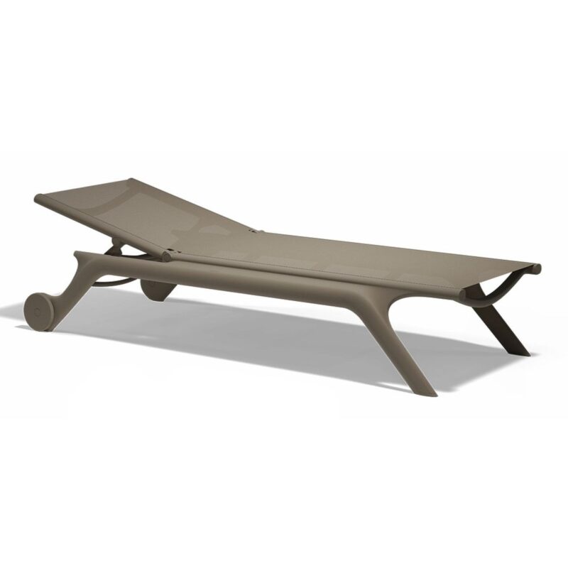 Bain de soleil Africa Vondom – Lot de 4 bains de soleil design en Batyline empilables pour hôtels et piscines professionnelles