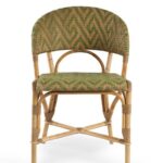 Chaise bistrot Kyoto en rotin naturel avec tressage rouge et beige, modèle professionnel pour restaurant