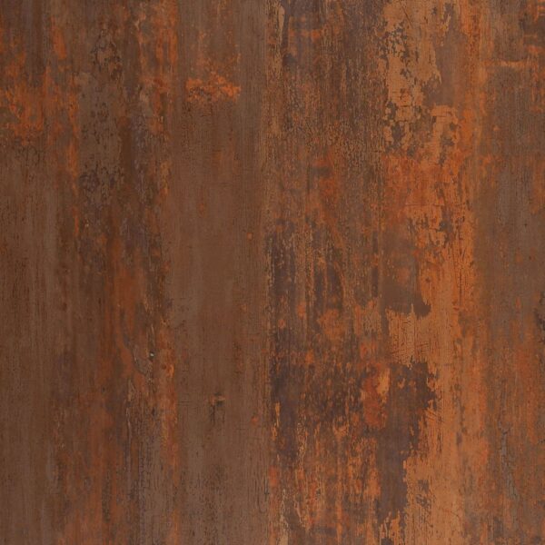 Audacieux et contemporain, le plateau de table extérieur HPL Acier Corten apporte une signature industrielle forte aux terrasses professionnelles tout en offrant la résistance d’un matériau conçu pour un usage intensif en restauration.